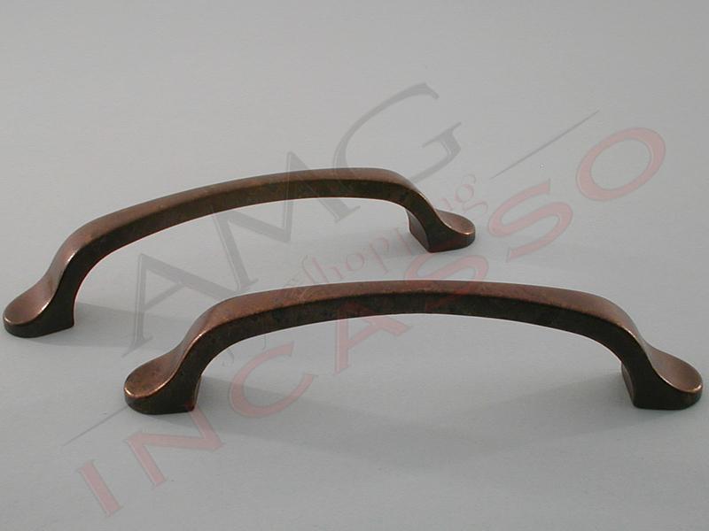 Maniglia classica pomolo pomello 680 distanza tra i fori 9,6 ottone antico cucina